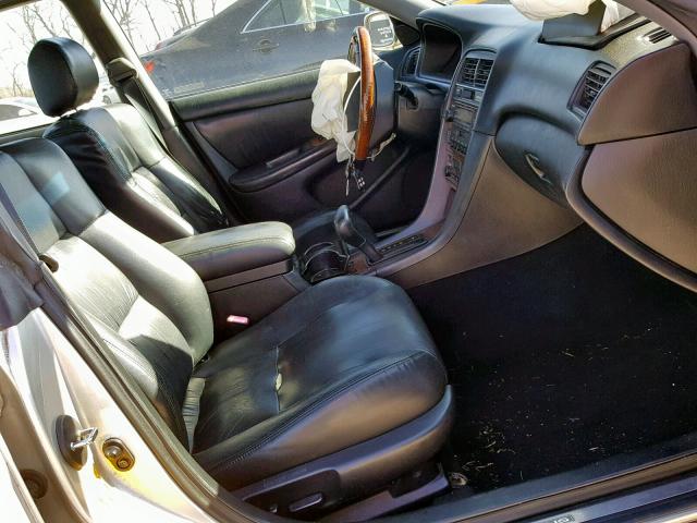 JT8BF28G115110336 - 2001 LEXUS ES 300 SILVER photo 5