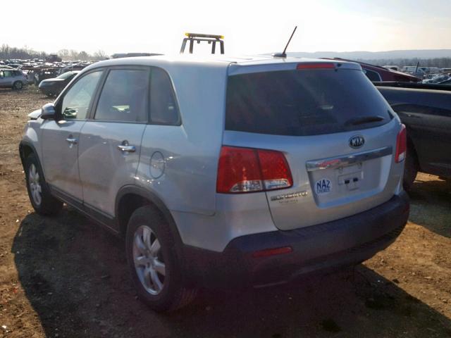 5XYKTCA1XBG168072 - 2011 KIA SORENTO BA SILVER photo 3