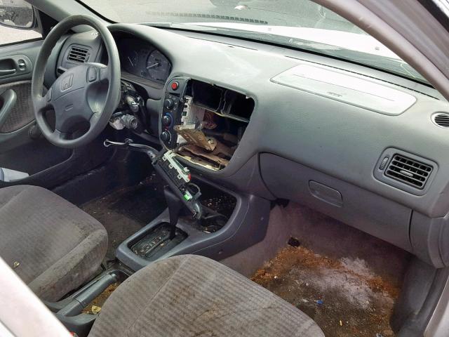 2HGEJ6613XH576422 - 1999 HONDA CIVIC BASE Gümüş foto 9