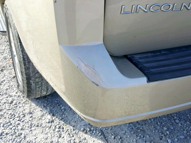 5LMFU28597LJ21525 - 2007 LINCOLN NAVIGATOR 金色 照片 9
