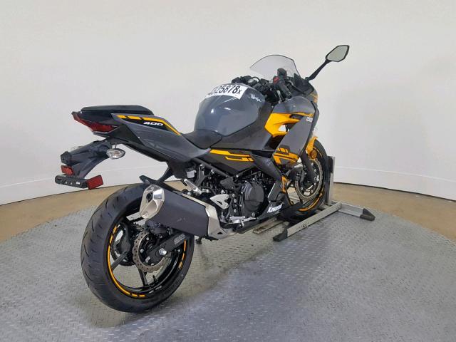 JKAEXKG1XJDA06147 - 2018 KAWASAKI EX400 TWO TONE photo 8