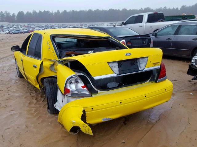 2FAFP71W87X145175 - 2007 FORD CROWN VICT YELLOW photo 3