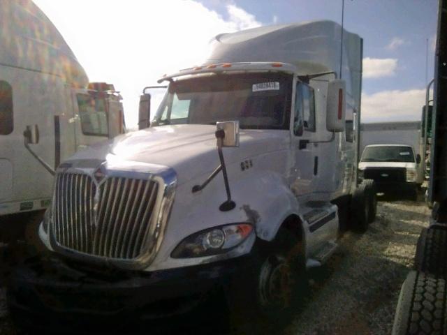 3HSCUAPR6BN276986 - 2011 INTERNATIONAL PROSTAR PR WHITE photo 2