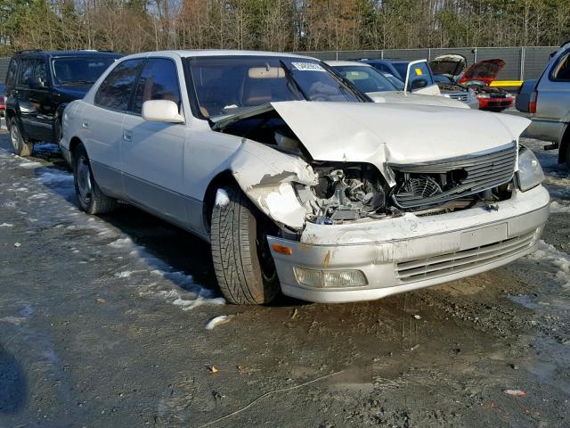 JT8BH28F3W0126012 - 1998 LEXUS LS 400 WHITE photo 1