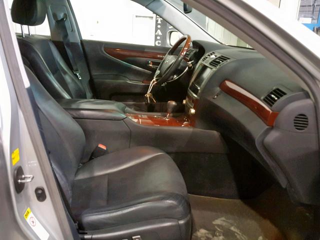 JTHCL5EF1A5005578 - 2010 LEXUS LS 460 SILVER photo 5