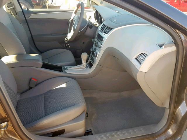 1G1ZA5EU3CF393886 - 2012 CHEVROLET MALIBU LS SILVER photo 5