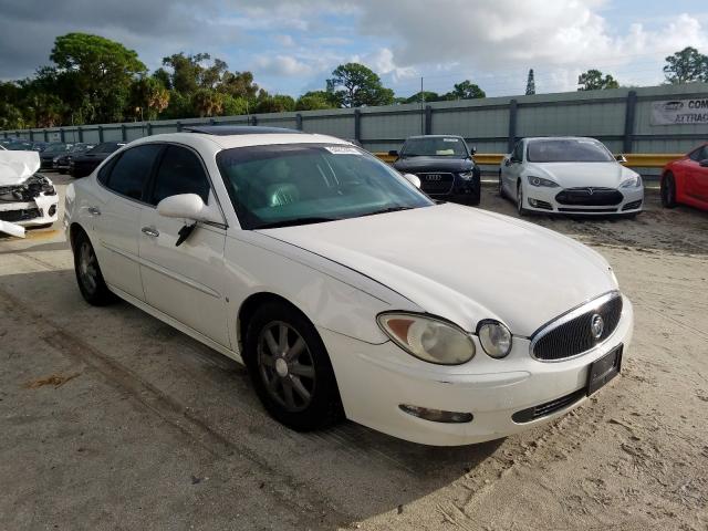 2G4WD582271145231 - 2007 BUICK LACROSSE C WHITE photo 1