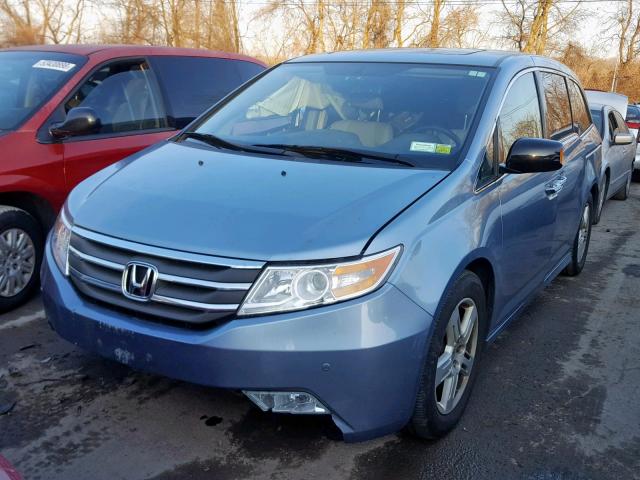 5FNRL5H99DB044374 - 2013 HONDA ODYSSEY TO BLUE photo 2