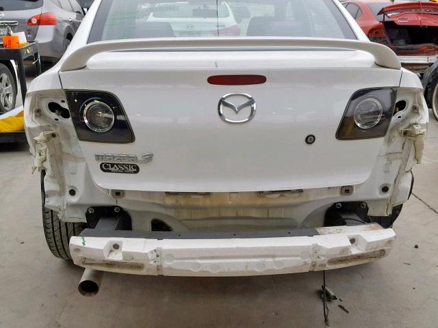 JM1BK123851348839 - 2005 MAZDA 3 S WHITE photo 9