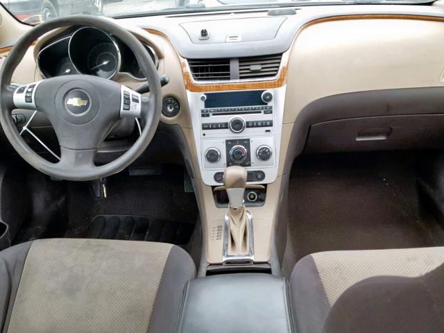 1G1ZC5E01CF224196 - 2012 CHEVROLET MALIBU 1LT GOLD photo 9