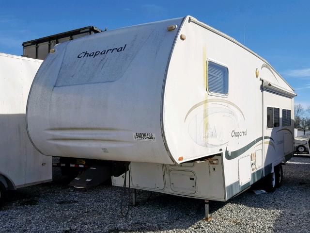 1TC3B054633001700 - 2003 COACH CHAPARRAL WHITE photo 2