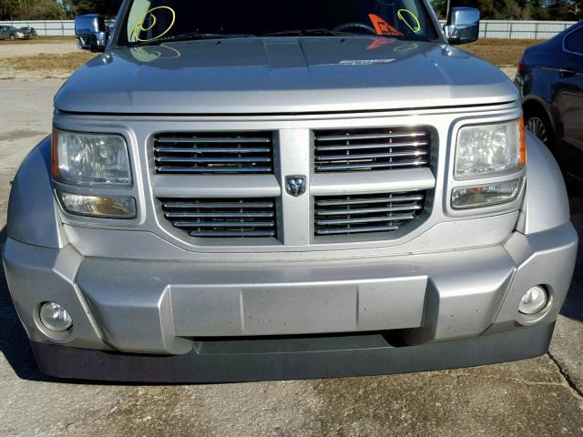 1D4PT4GK5BW605221 - 2011 DODGE NITRO HEAT SILVER photo 9