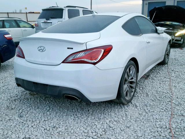 KMHHU6KJ8FU123817 - 2015 HYUNDAI GENESIS CO WHITE photo 4