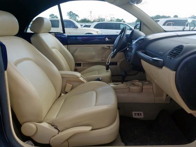 3VWCD21Y73M327088 - 2003 VOLKSWAGEN NEW BEETLE 蓝色 照片 5