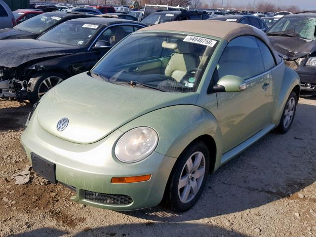 3VWRF31Y77M410844 - 2007 VOLKSWAGEN NEW BEETLE GREEN photo 2