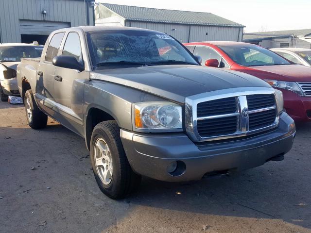 1D7HW48N85S110434 - 2005 DODGE DAKOTA QUA GRAY photo 1