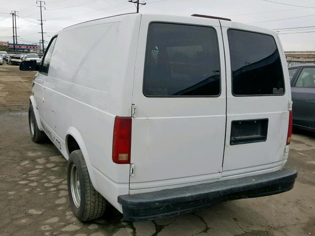 1GCDM19X32B148839 - 2002 CHEVROLET ASTRO WHITE photo 3