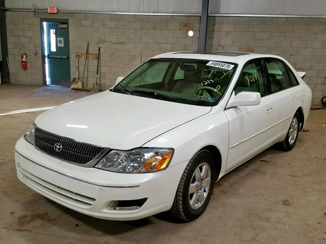 4T1BF28B41U181036 - 2001 TOYOTA AVALON XL WHITE photo 2