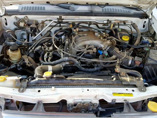 1N6ED27Y4YC387810 - 2000 NISSAN FRONTIER C WHITE photo 7