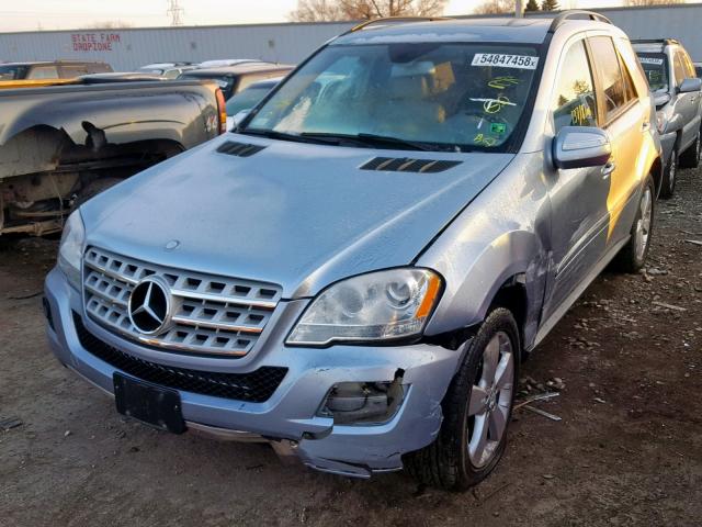 4JGBB86E39A442147 - 2009 MERCEDES-BENZ ML 350 BLUE photo 2