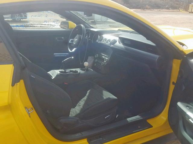 1FA6P8TH2F5300811 - 2015 FORD MUSTANG YELLOW photo 5