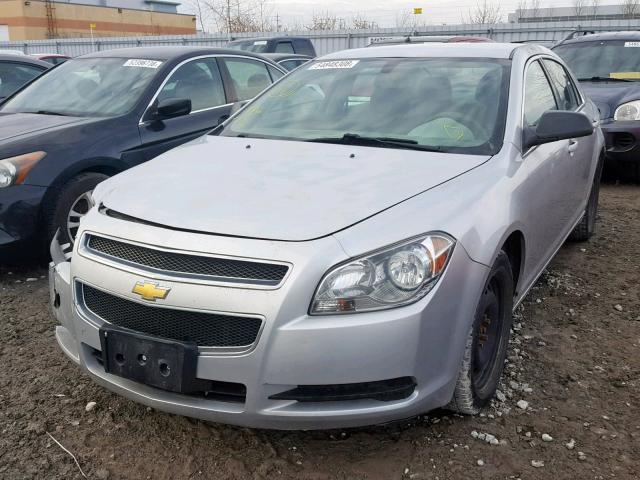 1G1ZB5EUXBF328738 - 2011 CHEVROLET MALIBU LS Silber Foto 2