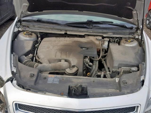 1G1ZB5EUXBF328738 - 2011 CHEVROLET MALIBU LS Silber Foto 7