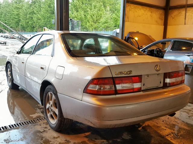 JT8BF28G610304826 - 2001 LEXUS ES 300 TAN photo 3