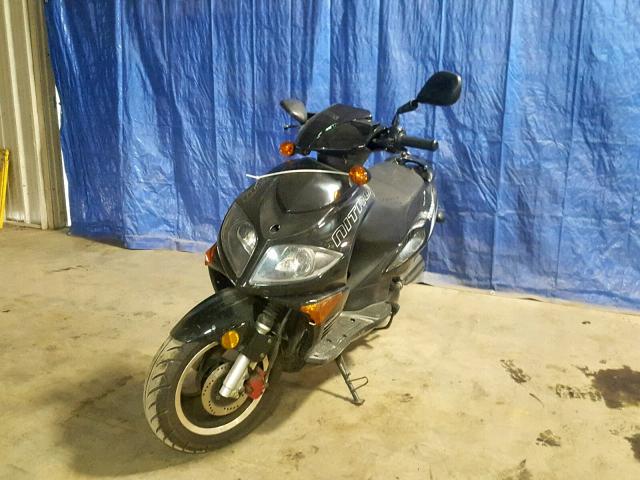 LXMTCBPU880007113 - 2011 TOMO SCOOTER BLACK photo 2