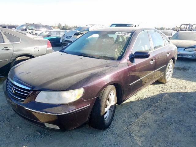 KMHFC46F57A170715 - 2007 HYUNDAI AZERA SE MAROON photo 2