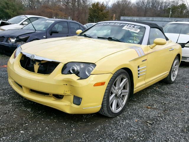 1C3AN65L45X060085 - 2005 CHRYSLER CROSSFIRE YELLOW photo 2