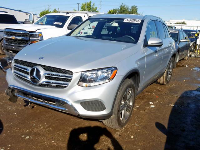 WDC0G4JB0GF071414 - 2016 MERCEDES-BENZ GLC 300 SILVER photo 2