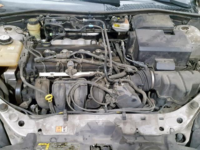 1FAFP34N25W289115 - 2005 FORD FOCUS ZX4 SILVER photo 7