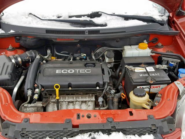 KL1TD5DE1AB125235 - 2010 CHEVROLET AVEO LS RED photo 7