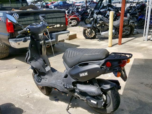 RFVPMP209G1011114 - 2016 GENUINE SCOOTER CO. ROUGHHOUSE BLACK photo 3