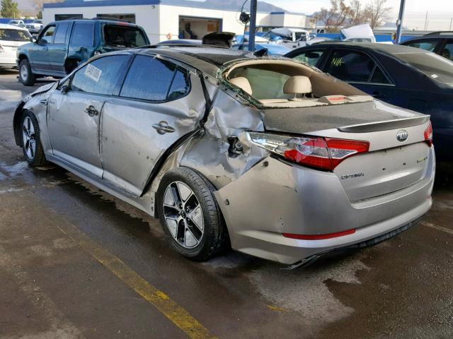 KNAGM4AD4D5041233 - 2013 KIA OPTIMA HYB SILVER photo 3