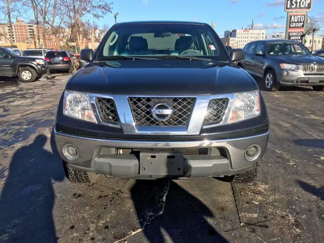 1N6AD07W59C427556 - 2009 NISSAN FRONTIER C BLACK photo 10