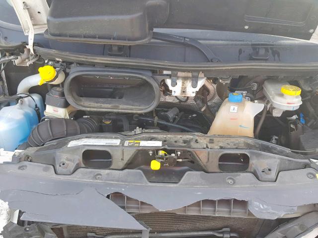 3C6TRVAG6HE510875 - 2017 RAM PROMASTER 白色 照片 7