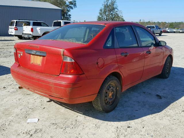 1FAFP34N97W296811 - 2007 FORD FOCUS ZX4 RED photo 4