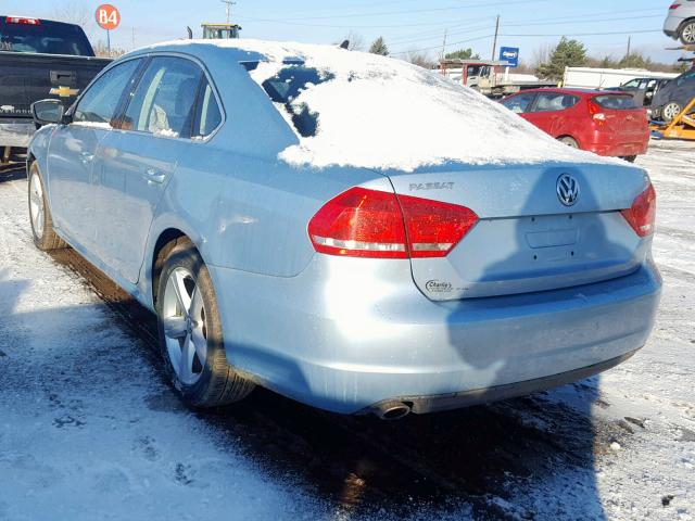 1VWBP7A34CC078559 - 2012 VOLKSWAGEN PASSAT SE BLUE photo 3