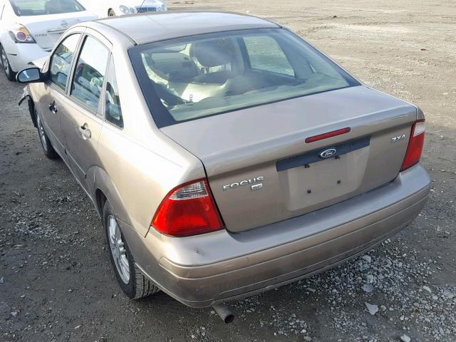 1FAFP34NX5W248490 - 2005 FORD FOCUS ZX4 TAN photo 3