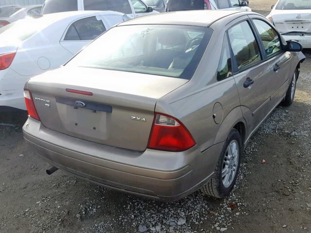 1FAFP34NX5W248490 - 2005 FORD FOCUS ZX4 TAN photo 4