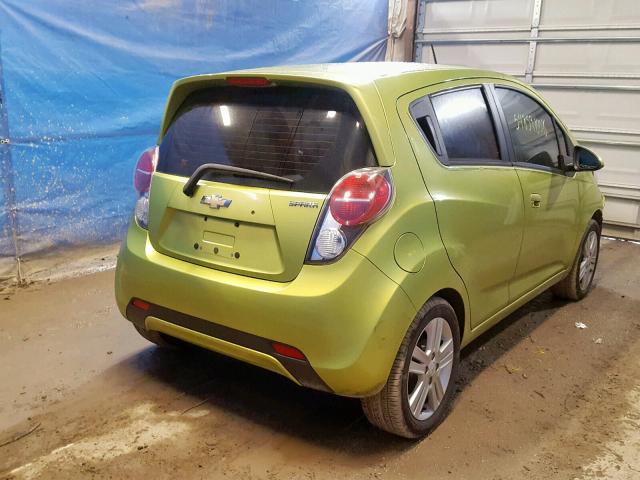 KL8CD6S98DC500291 - 2013 CHEVROLET SPARK 1LT GREEN photo 4