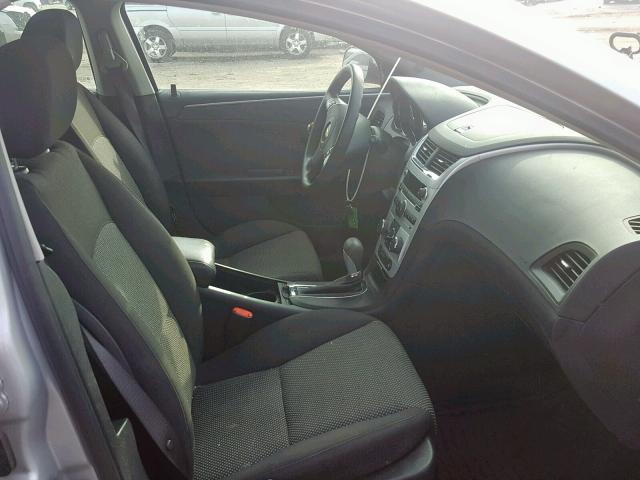 1G1ZH57B39F240201 - 2009 CHEVROLET MALIBU 1LT GRAY photo 5