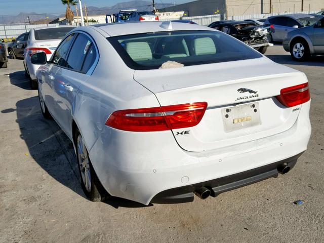 SAJAD4BG1HA957416 - 2017 JAGUAR XE PREMIUM WHITE photo 3