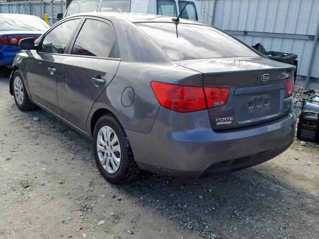 KNAFU4A22D5683542 - 2013 KIA FORTE EX GRAY photo 3