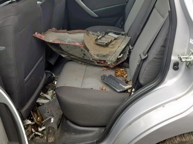 KL1TD6DE4AB050603 - 2010 CHEVROLET AVEO LS SILVER photo 6