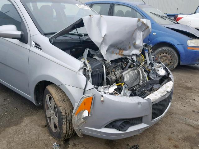 KL1TD6DE4AB050603 - 2010 CHEVROLET AVEO LS SILVER photo 9