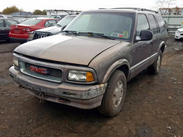 1GKDT13W2V2569379 - 1997 GMC JIMMY GRAY photo 2