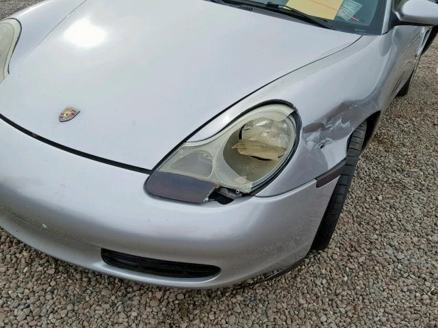 WP0CA2987YU628124 - 2000 PORSCHE BOXSTER GRAY photo 9